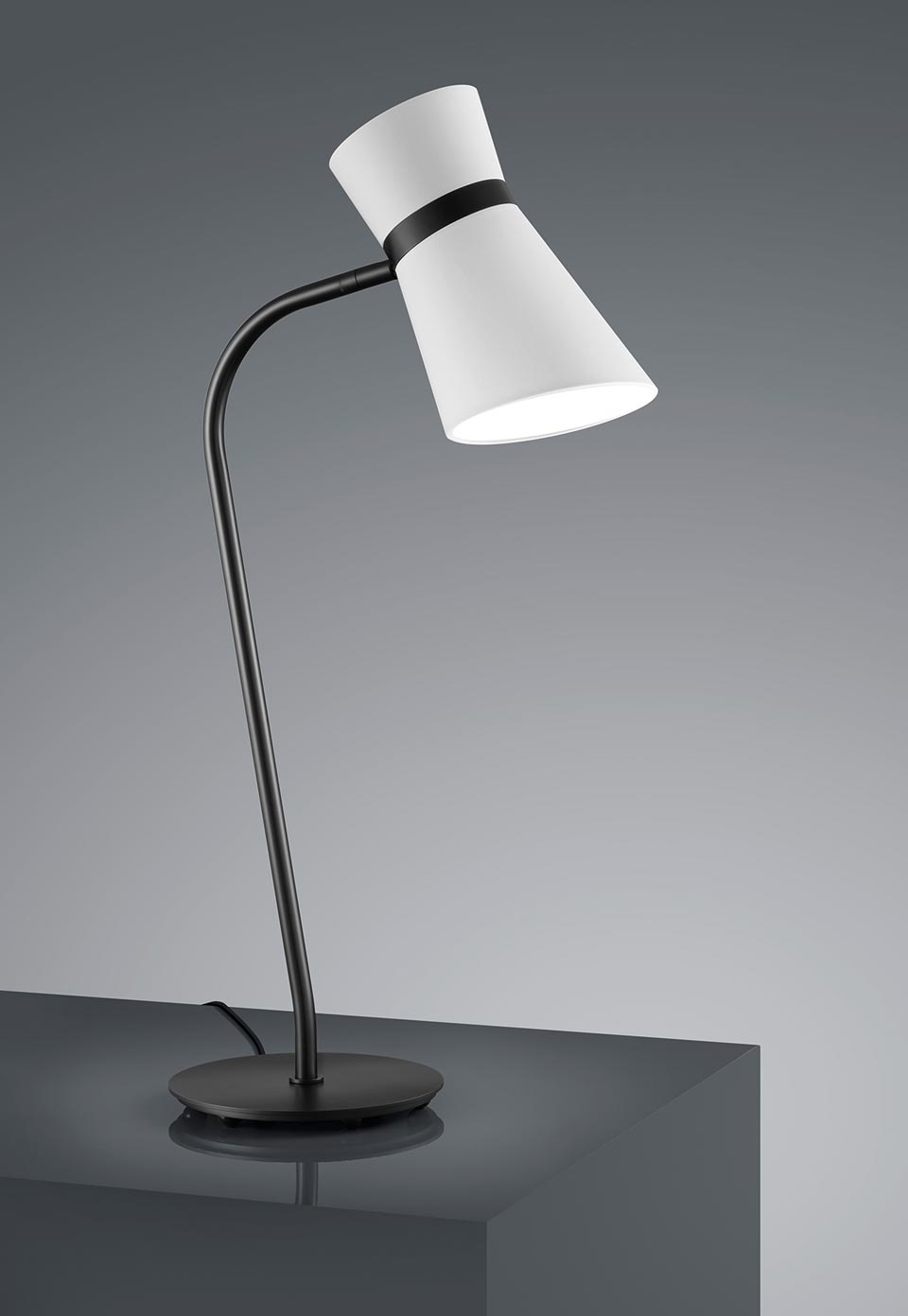 Black matte table shop lamp