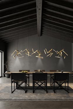 Linea lustre doré 5 lumières . Brand Von Egmond. 
