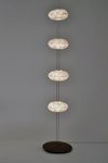 4 Cocons lampadaire. Céline Wright. 4 Cocons lampadaire. Céline Wright.