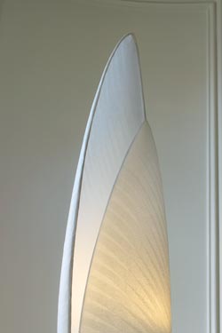 Envol floor lamp in double wing of Japanese paper. Céline Wright. 
