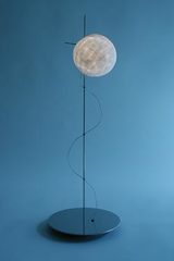 Petite Lune lampe de table. Céline Wright. Petite Lune lampe de table. Céline Wright.