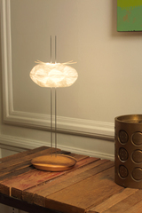 Cocon table lamp in white Japanese paper. Céline Wright. 