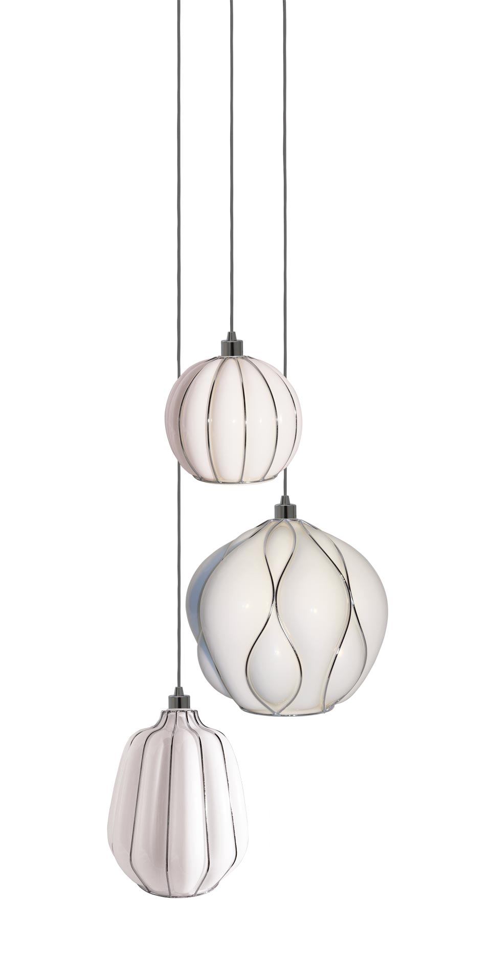 Contemporary Suspension In An Art Deco Spirit With 3 Diffe Spheres Of Opal Glass