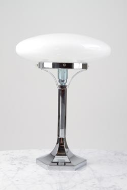 Table lamp in white opal glass and chromed foot. Contract&More. 