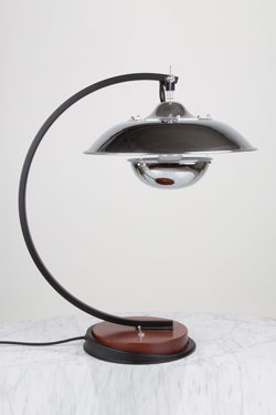 1930s style desk lamp in chrome-plated aluminum. Contract&More. 