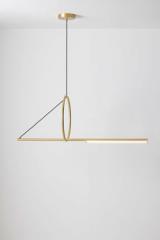 Cercle&Trait suspension mobile en laiton 123cm. CVL Luminaires. Cercle&Trait suspension mobile en laiton 123cm. CVL Luminaires.