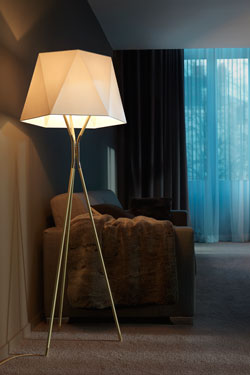 Floor lamp tripod in satined and polished brass small model Solitaire. CVL Luminaires. 