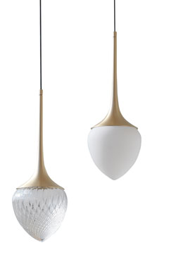 Louis XL pendant lamp in satin brass, clear glass with scale pattern, conical shape. CVL Luminaires. 