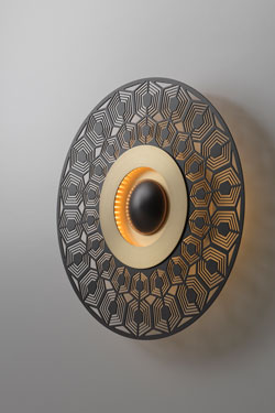 Wall lamp EARTH-TURTLE small model in satin brass and graphite. CVL Luminaires. 