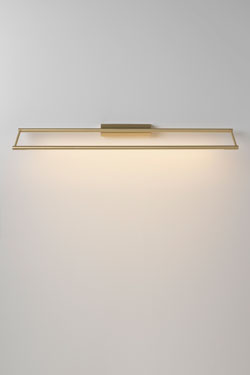 Applique LINK 725 rectangulaire en laiton satiné, éclairage LED . CVL Luminaires. 