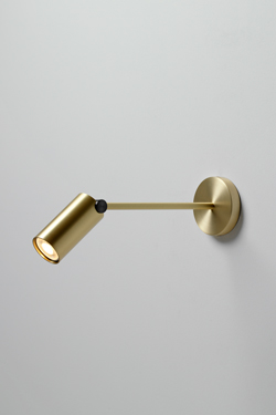 Spot design, satin brass and graphite Calé (e) XL. CVL Luminaires. 