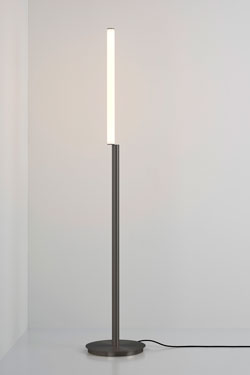 Signal solo 176 minimalist black floor lamp. CVL Luminaires. 