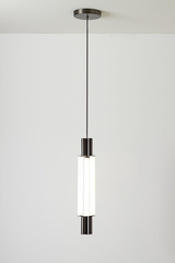 Signal chandelier, suspension design en métal graphite et éclairage LED. CVL Luminaires. Signal chandelier, suspension design en métal graphite et éclairage LED. CVL Luminaires.
