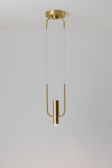 Storm suspension en laiton satiné. CVL Luminaires. Storm suspension en laiton satiné. CVL Luminaires.