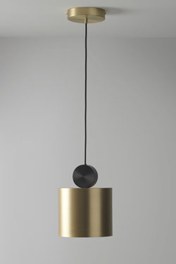 Suspension design, minimaliste, géométrique, graphite et doré Calée V2. CVL Luminaires. 