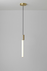 Suspension Signal en laiton satiné 44cm. CVL Luminaires. Suspension Signal en laiton satiné 44cm. CVL Luminaires.