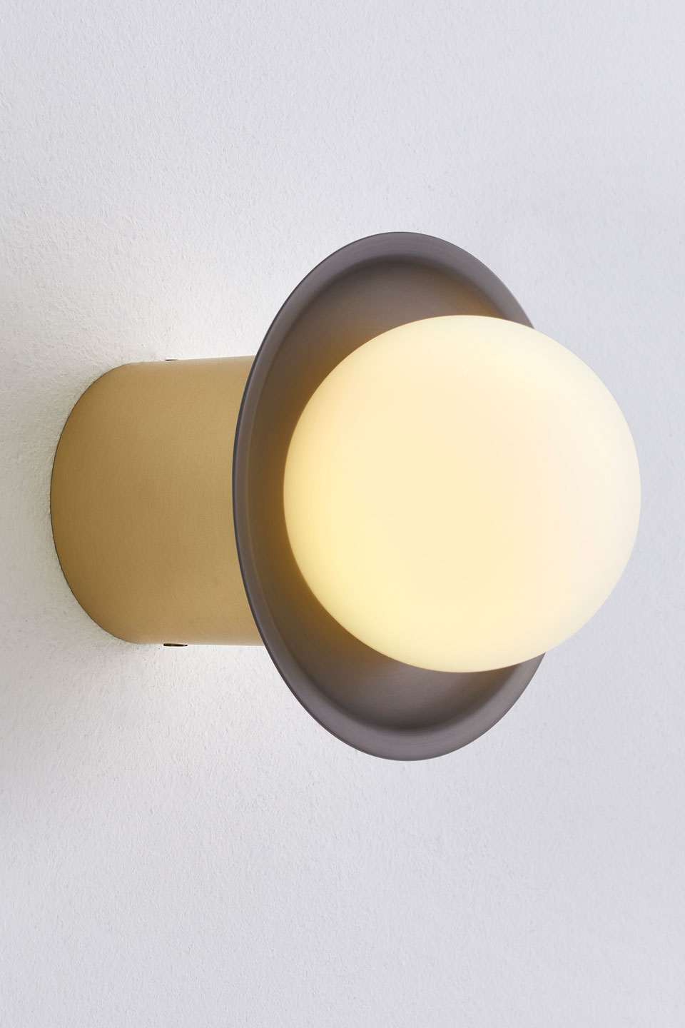 Janed small wall light black and gold. CVL Luminaires. 