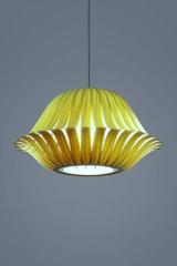 Suspension verte en bois Tango 60cm . Dreizehngrad 13°. Suspension verte en bois Tango 60cm . Dreizehngrad 13°.