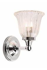 Applique en chrome et verre cannelé forme vase pour salle de bain Austen 3. Elstead Lighting. 