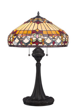 Lampe de table Tiffany aux motifs floraux. Elstead Lighting. 