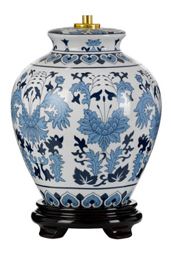  Lampe de table en céramique bleue et blanche Linyi. Elstead Lighting. 