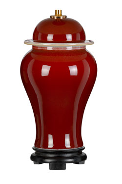 Oxblood lampe de table en céramique rouge vernis. Elstead Lighting. 