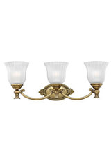 Triple applique classique de salle de bain Françoise. Elstead Lighting. Triple applique classique de salle de bain Françoise. Elstead Lighting.