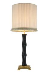 Lampe de table années 20 en laiton et cuir noir Chantal. Estro. Lampe de table années 20 en laiton et cuir noir Chantal. Estro.
