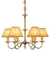 Lustre à six lumières en bronze vieilli et tissu plissé Adara. Estro. Lustre à six lumières en bronze vieilli et tissu plissé Adara. Estro.