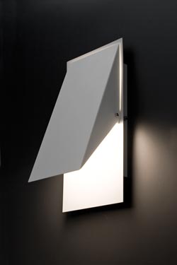 Homs designer white 3-position wall light. Faro. 