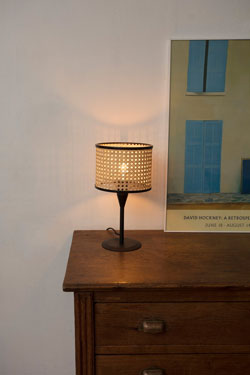 Small table lamp in rattan Mambo. Faro. 