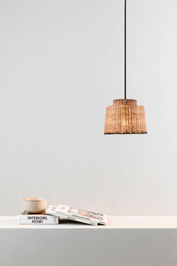 Small bell pendant in natural rattan Saipan. Faro. 