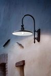 Retro black outdoor wall lamp Campobasso. Ferroluce Classic. 