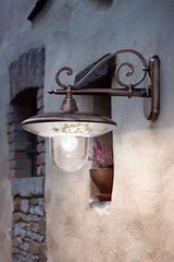 Black outdoor wall lamp Latina. Ferroluce Classic. Black outdoor wall lamp Latina. Ferroluce Classic.