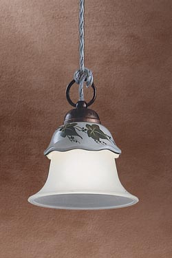 Ferrara pendant with ivy leaves. Ferroluce Classic. 