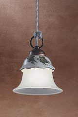 Suspension motif feuilles de lierre Ferrara. Ferroluce Classic. Suspension motif feuilles de lierre Ferrara. Ferroluce Classic.