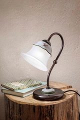 Ferrara country table lamp in ceramic and metal. Ferroluce Classic. 