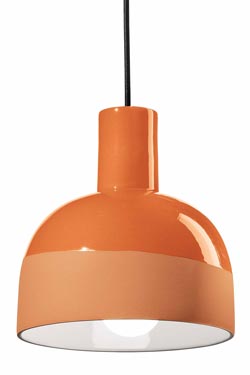 Caxixi pendant in coral ceramic. Ferroluce. 