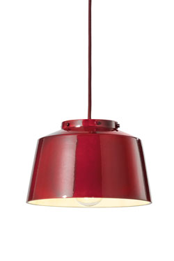 Small 50's red hanging lamp 23cm. Ferroluce. 