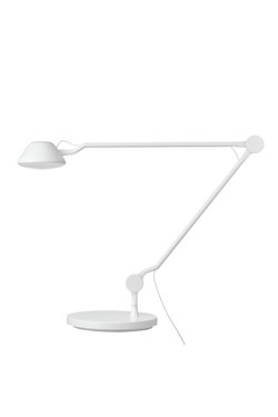 AQ01 white articulated table lamp with base. Fritz Hansen. 