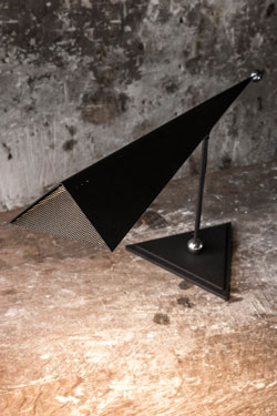 Berkeley matt black articulated geometric desk lamp. Gau Lighting. 