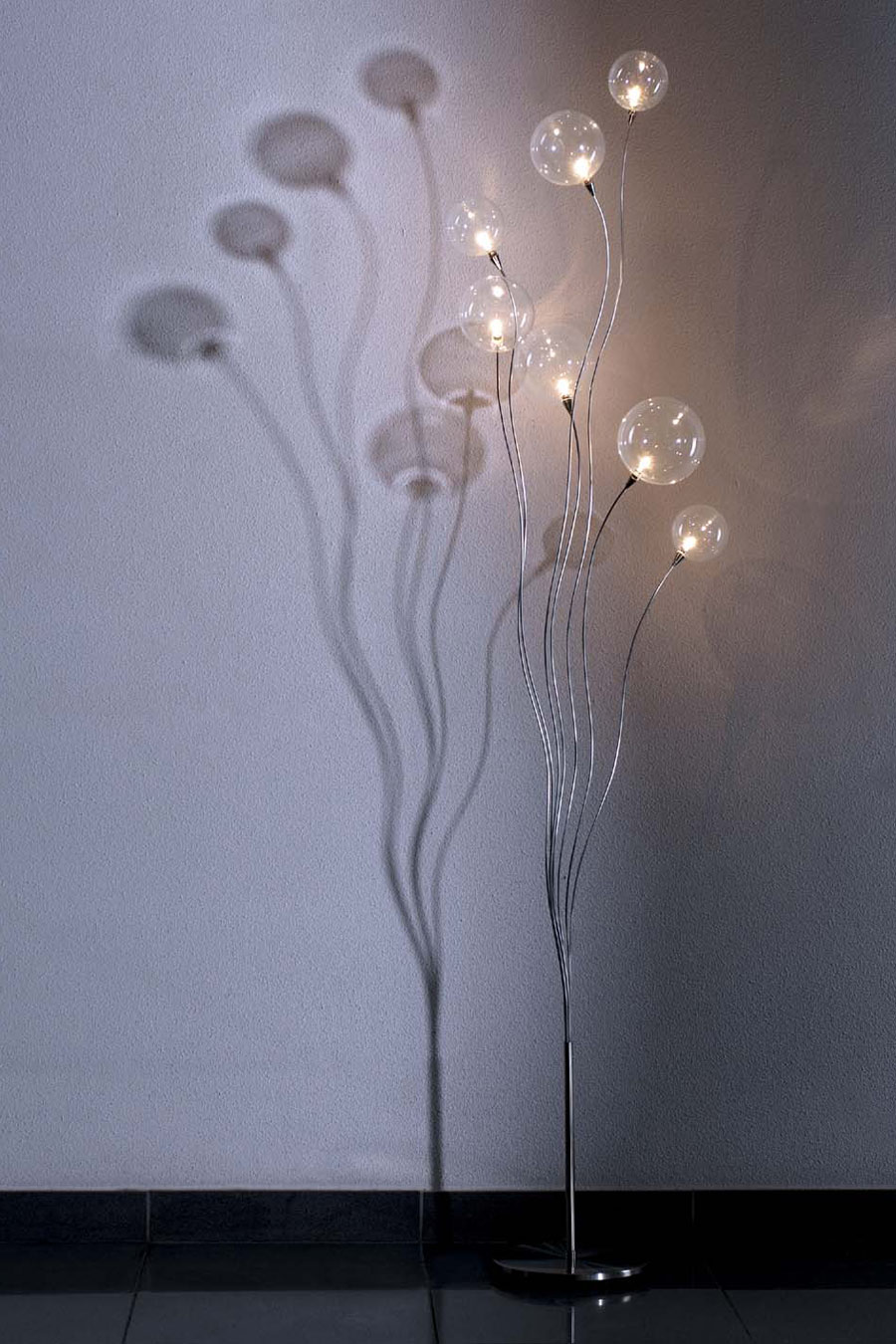 Bubbles clear 7-light standard lamp. Harco Loor. 