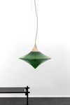 Disca petite suspension toupie en verre vert 42cm. Hind Rabii. 