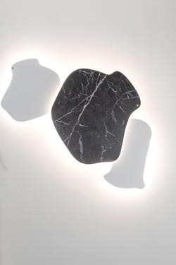 Yaya 2 minimalist wall lamp in white metal. Hind Rabii. 