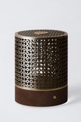 Lampe sans fil en bronze foncé Tube Alchimie. HISLE. Lampe sans fil en bronze foncé Tube Alchimie. HISLE.