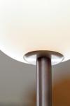 Lampe de table forme jonc stylisé en aluminium et verre Do. HISLE. 