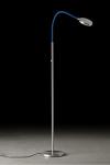 Nova Flex floor lamp in matt aluminium and blue flexible arm. Holtkötter. 