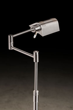 Reading lamp with double articulated arm, satin nickel LED lighting. Holtkötter. 