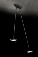 Janus plafonnier double télescopique et orientable noir . Holtkötter. 