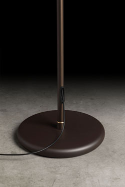 Reading lamp with double articulated arm, satin nickel LED lighting. Holtkötter. 